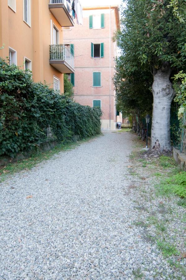 Bolognina Pop - Ambrogiohost Apartman Bologna Kültér fotó